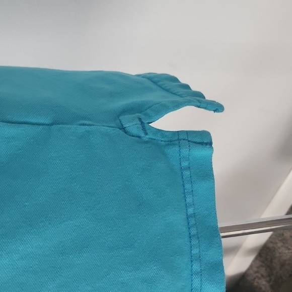 American Eagle Classic Fit turquoise polo with Tiki applique Size: MT - Picture 6 of 10